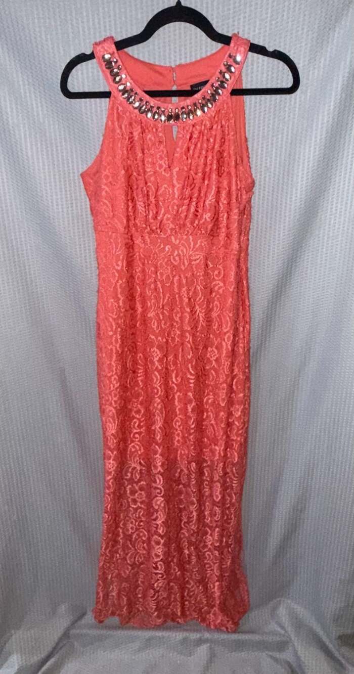 En Focus Studio Coral Lace Embellished Neckline Maxi Dress Size 12